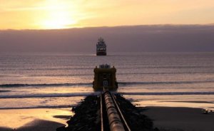 İngiltere denizlerindeki petrol ve gazın üçte biri çıkarılamayacak