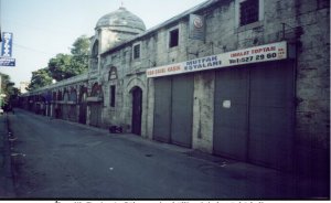 İçinden asfalt geçen cami - Mehmet ASLAN yazdı