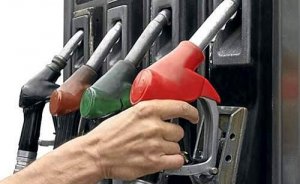 Benzin fiyatları düşecek mi?