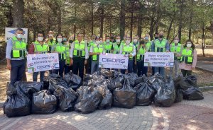 OEDAŞ çalışanları ormanı temizledi