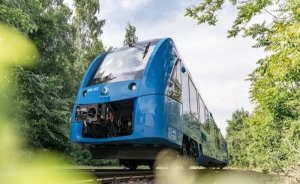 Almanya’da hidrojen yakıtlı trenler yolcu taşımaya başladı