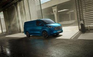 Elektrikli ticari E-Transit Custom görücüye çıktı