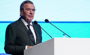 Schröder: Türkiye Avrupa’ya gaz tedarikinde önemli rol oynayabilir