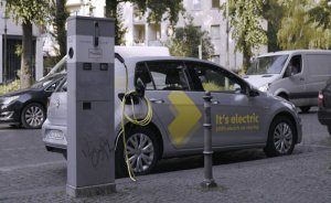 Almanya'da elektrikli araç şarj noktaları artıyor