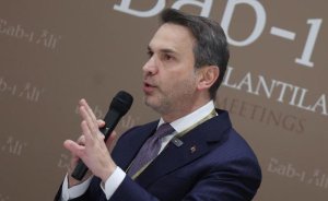 Bayraktar: Yenilenebilir enerji 3 yaraya da merhem olan bir ilaç