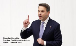 Bayraktar: Saatte 10 dönüm güneş tarlası kuruyoruz