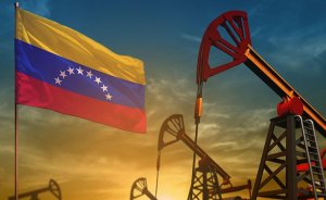 ABD, petrol zengini Venezuela’ya saldırdı