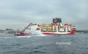 Yıldırım Derin Deniz Sondaj Gemisi, İstanbul Boğazı’ndan geçiyor