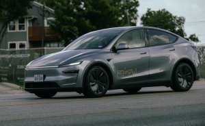 Tesla’dan robotaksi kaza raporu