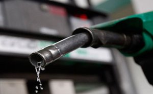 Benzin ve motorine zam bekleniyor