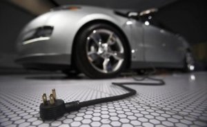 25 yılda 77 milyon elektrikli araç satılacak