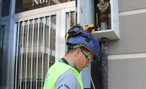 İzmir Doğalgaz’dan abonelerine sertifikalı firmalarla çalışma uyarısı