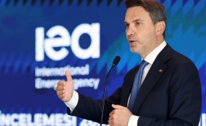 Bayraktar: Türkiye'nin 2040 Yeni Enerji Mimarisini hazırlıyoruz