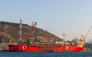 Osman Gazi Yüzer Üretim Platformu Karadeniz yolcusu