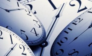 İleri saat bir gün ileri atıldı