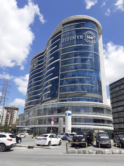 istinye-universitesi-medical-park.jpg