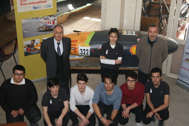 Kalaba Lisesi EM1 Kaptanı Zeynep ve arkadaşları LYS'de Ek puan istiyor. 